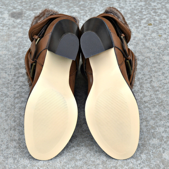 Ankle booties with faux fur - Picture 5 of 5